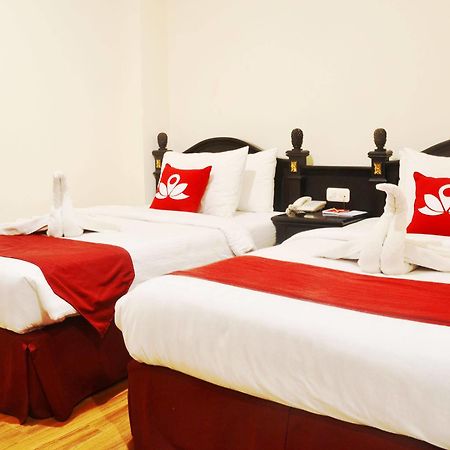 Zen Rooms Sultan Iskandar Muda Surabaya Buitenkant foto